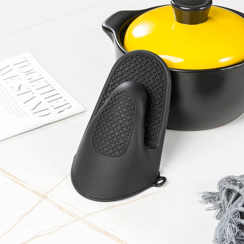 مشبك يدوي من السيليكون المُسمك - مراجعة Oven Mitt Silicone وسعره